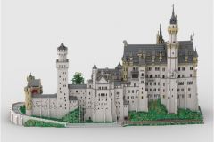 MOC-123380 Neuschwanstein Castle