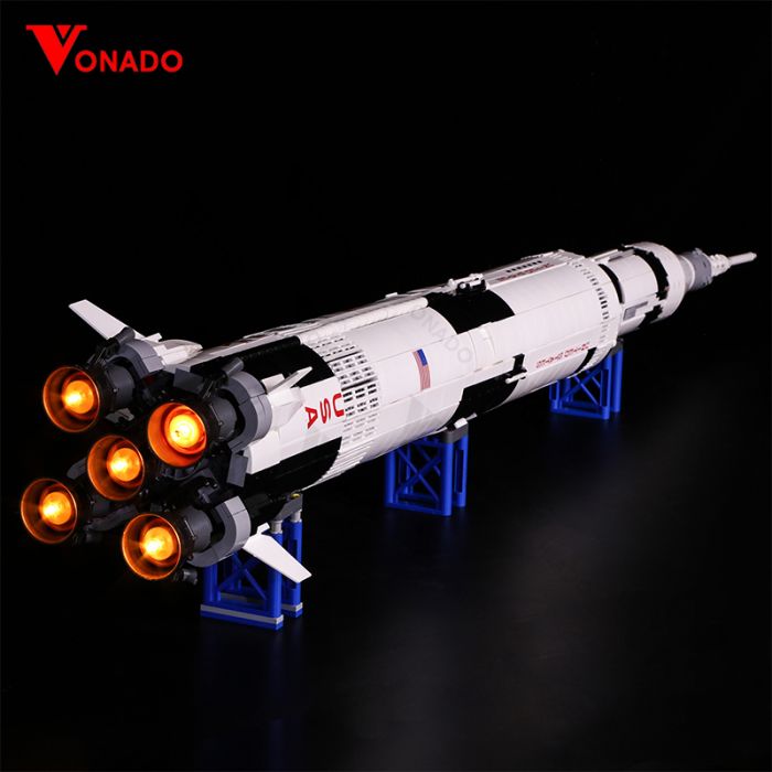 light my bricks saturn v